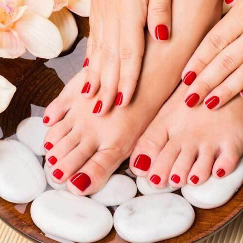 LUXURY NAILS - manicure and pedicure